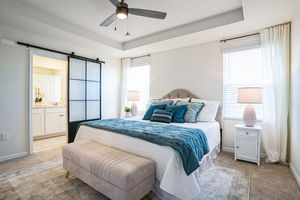 16467_Prairie_School_Dr_Oakland_FL_34787_USA-Bedroom-DSC08027