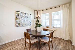 16467_Prairie_School_Dr_Oakland_FL_34787_USA-Dining_room-DSC08095