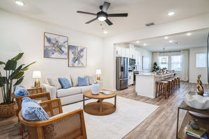 16467_Prairie_School_Dr_Oakland_FL_34787_USA-Living_room-DSC08116
