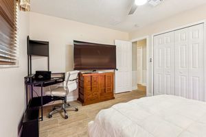 23-web-or-mls-E Wildmere Ave-021