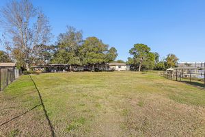 37-web-or-mls-E Wildmere Ave-035