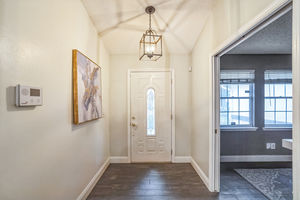 4491_Yachtmans_Ct_Orlando_FL_32812_USA-Foyer-DSC00425