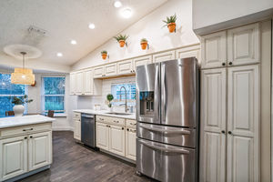 4491_Yachtmans_Ct_Orlando_FL_32812_USA-Kitchen-DSC00454