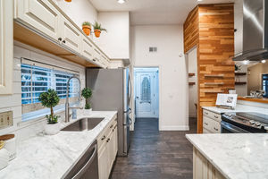 4491_Yachtmans_Ct_Orlando_FL_32812_USA-Kitchen-DSC00456