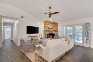 4491_Yachtmans_Ct_Orlando_FL_32812_USA-Living_room-DSC00438