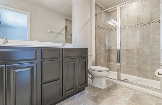 18_6160_Elfin_Herb_Wy_Winter_Garden_FL_34787_USA-Bathroom-DSC07422