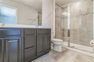 18_6160_Elfin_Herb_Wy_Winter_Garden_FL_34787_USA-Bathroom-DSC07422