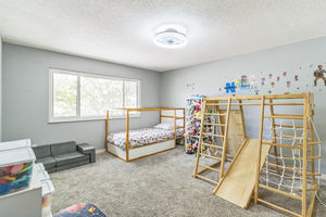 23_2220_McMahon_Ct_Orlando_FL_32812_USA-Bedroom-DSC01825