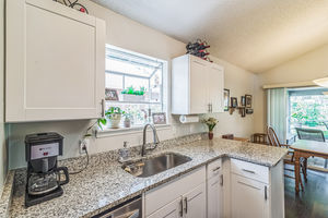 13_544_Remington_Oak_Dr_Lake_Mary_FL_32746_USA-Kitchen-DSC_0185