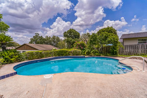 06_403_Broadview_Ave_Altamonte_Springs_FL_32701_USA-Exterior-DSC00972