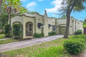 1012_W_New_Hampshire_St_Orlando_FL_32804_USA-Exterior-1012_W_New_Hampshire_St_Orlando_FL_32804_USA-Exterior-IMG_6659_2