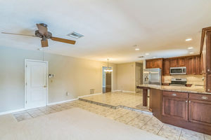 14_403_Broadview_Ave_Altamonte_Springs_FL_32701_USA-Kitchen-DSC00998