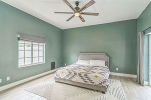 21_2604_Marble_Ave_Orlando_FL_32803_USA-Bedroom-DSC01893