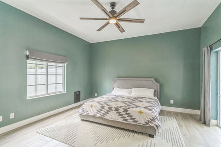 21_2604_Marble_Ave_Orlando_FL_32803_USA-Bedroom-DSC01893