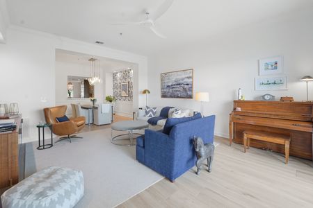 35_8749_The_Esplanade_11_Orlando_FL_32836_USA-Living_room-DSC00708