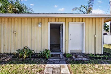 05_4536_Simmons_Rd_Orlando_FL_32812_USA-Exterior-IMG_0594_5_6