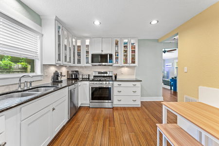 26-web-or-mls-600 Vassar St-26