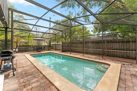 30-web-or-mls-600 Vassar St-30