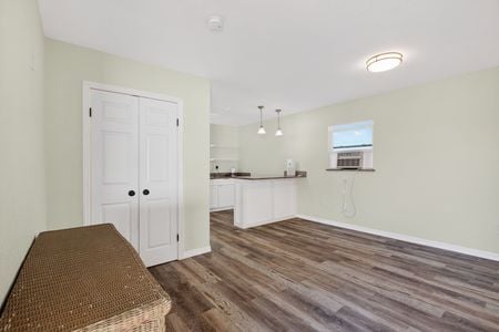 34_4536_Simmons_Rd_Orlando_FL_32812_USA-Dining_room-IMG_0600_1_2