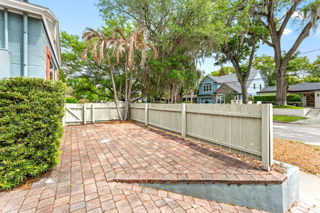 34-web-or-mls-600 Vassar St-34