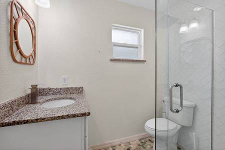 51_4536_Simmons_Rd_Orlando_FL_32812_USA-Bathroom-IMG_0615_6_7