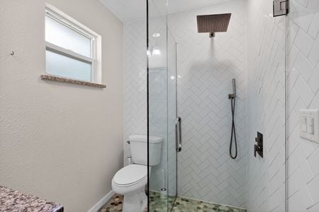 52_4536_Simmons_Rd_Orlando_FL_32812_USA-Bathroom-4536SimmonsRdOrlandoFL32812USA-Bathroom-IMG06181920-1