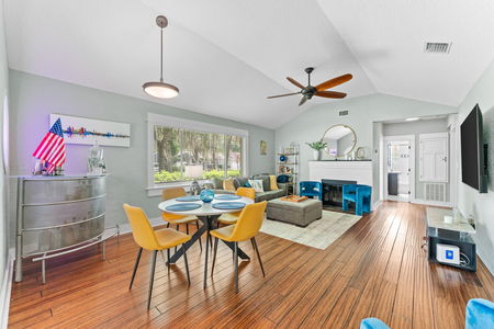 8-web-or-mls-600 Vassar St-8