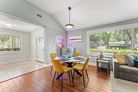 9-web-or-mls-600 Vassar St-9