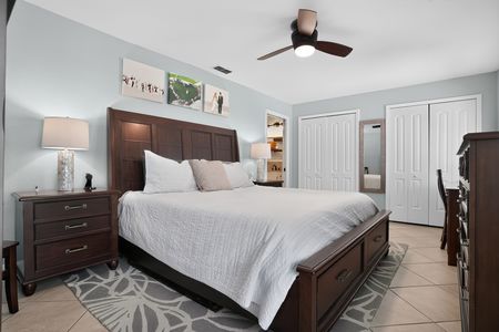 22_520_Astria_St-Bedroom-8535