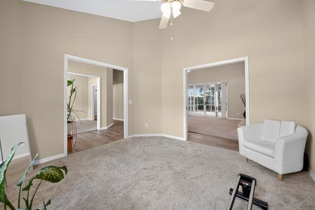 05_804_Rosemist_Ct-Living_room-0031