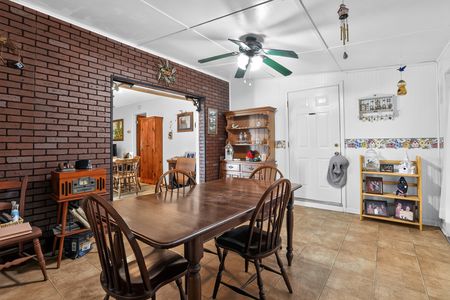 17_2651_Sample_St-Dining_room-0057