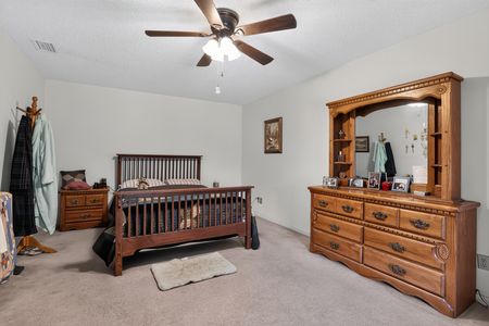 21_2651_Sample_St-Bedroom-0090