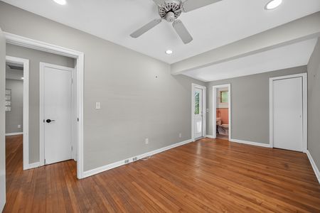 23_2732_Newark_Way-Bedroom-0458
