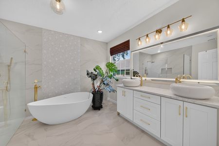 23_804_Rosemist_Ct-Bathroom-0066