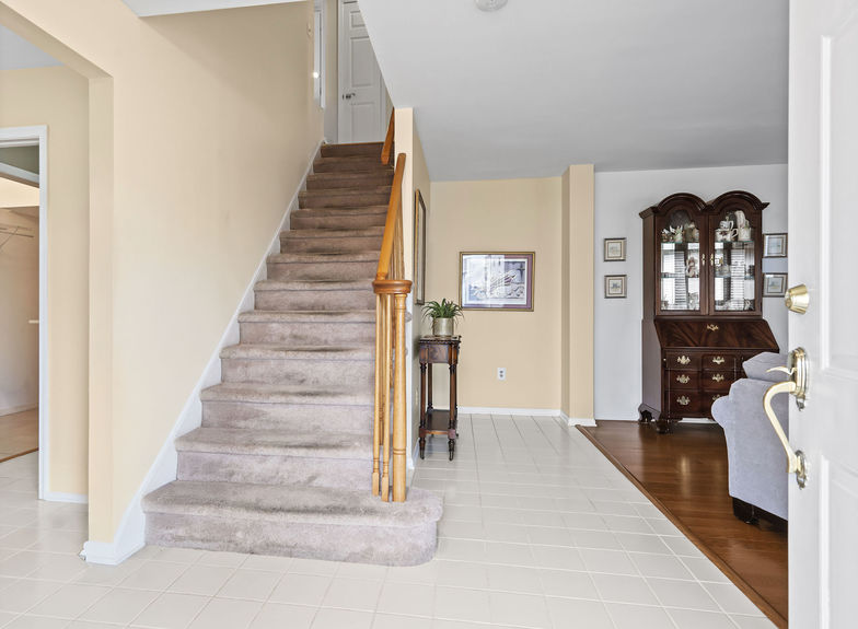 09-Foyer 1A ADJUSTED