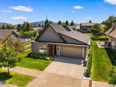 The Knolls at Hillcrest Subdivision