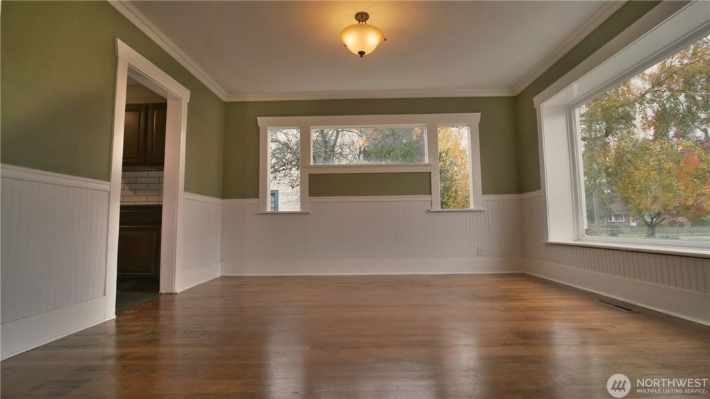 1542734A-30DD-469C-8322-3DF9638AFB9A