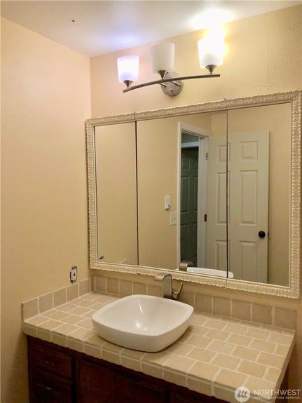 1F25491C-CD62-42AF-B46E-EE25119EAA7D