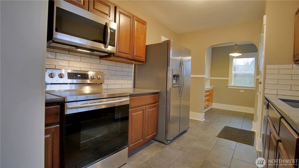 351BBB86-D818-4557-8E44-AA8DE3D52FC4