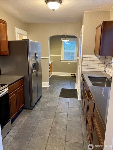 622FF64E-65E8-406E-97B9-63708FA25543