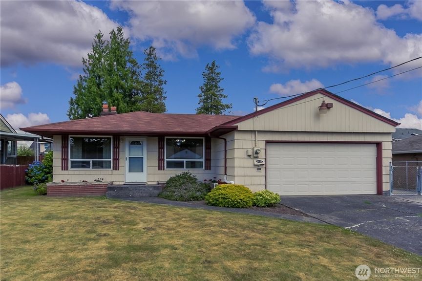 7AD74F8B-7F7C-408A-98F2-676D09AB057C