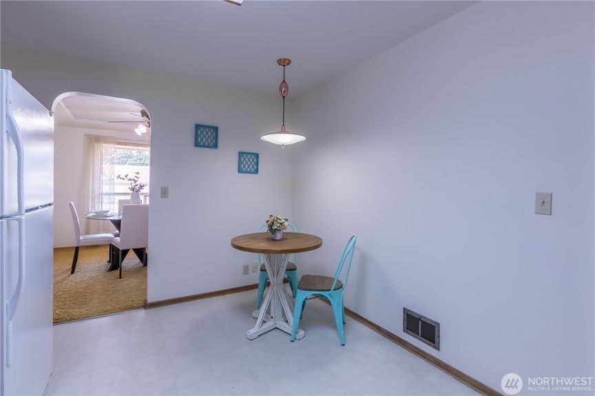 AAF47193-488B-4089-8796-1A8D1ABE789A