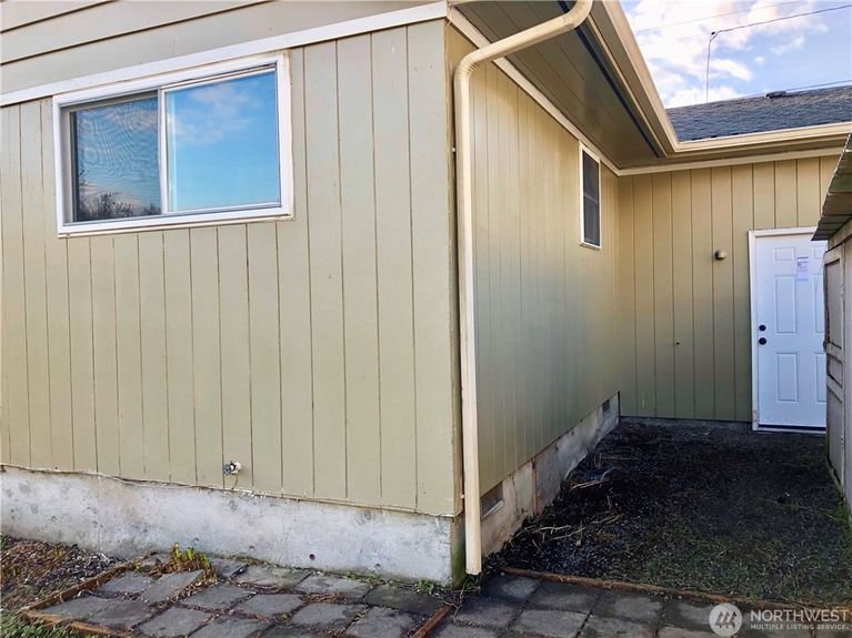 AD16E43F-88F0-4CB3-9A88-F9BC1F3CAD7A