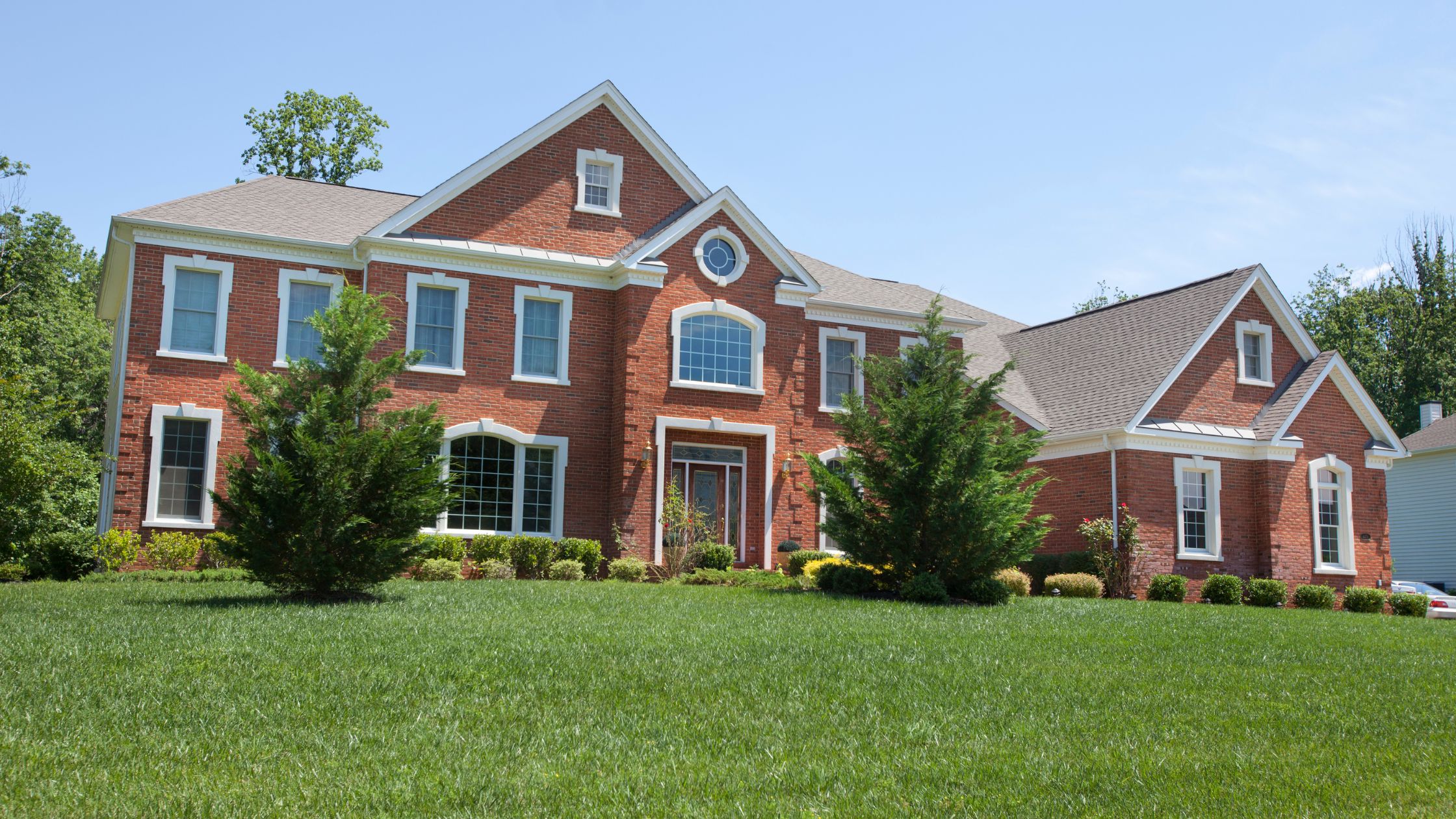 6 Things To Know Before Buying a Historic Home