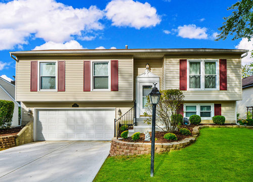 106 Deerpath Dr, Vernon Hills – Pic (1) (1)