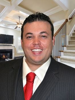 Danny Oliveri