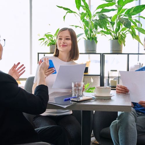 What Should I Expect During the Negotiation Process When Selling in Round Lake?