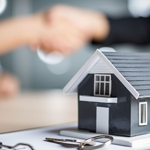 Is Now a Good Time to Buy or Sell in the Chicago Suburbs?