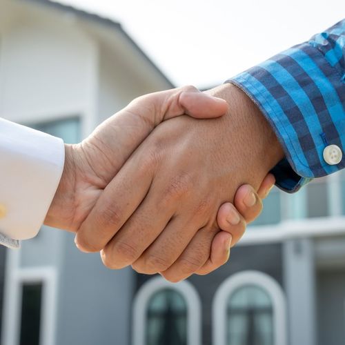 Common Mistakes Chicago Suburbs Home Sellers Should Avoid