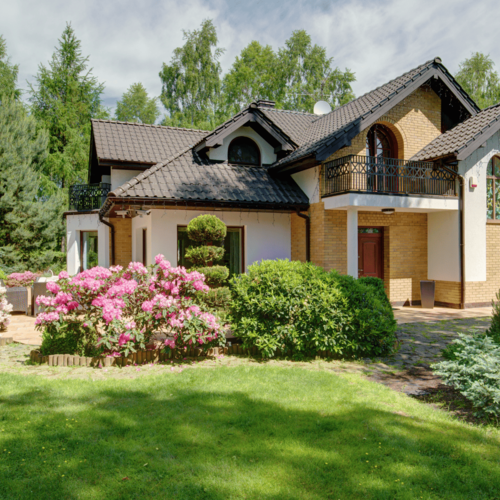 Luxury Homes for Sale in Chicago Suburbs Near Top Schools